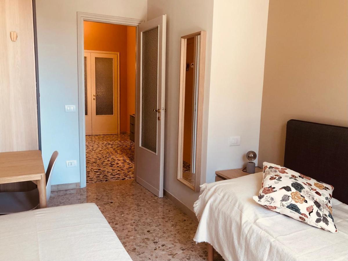 Attico Spazio Alla Luce Verona Bagian luar foto