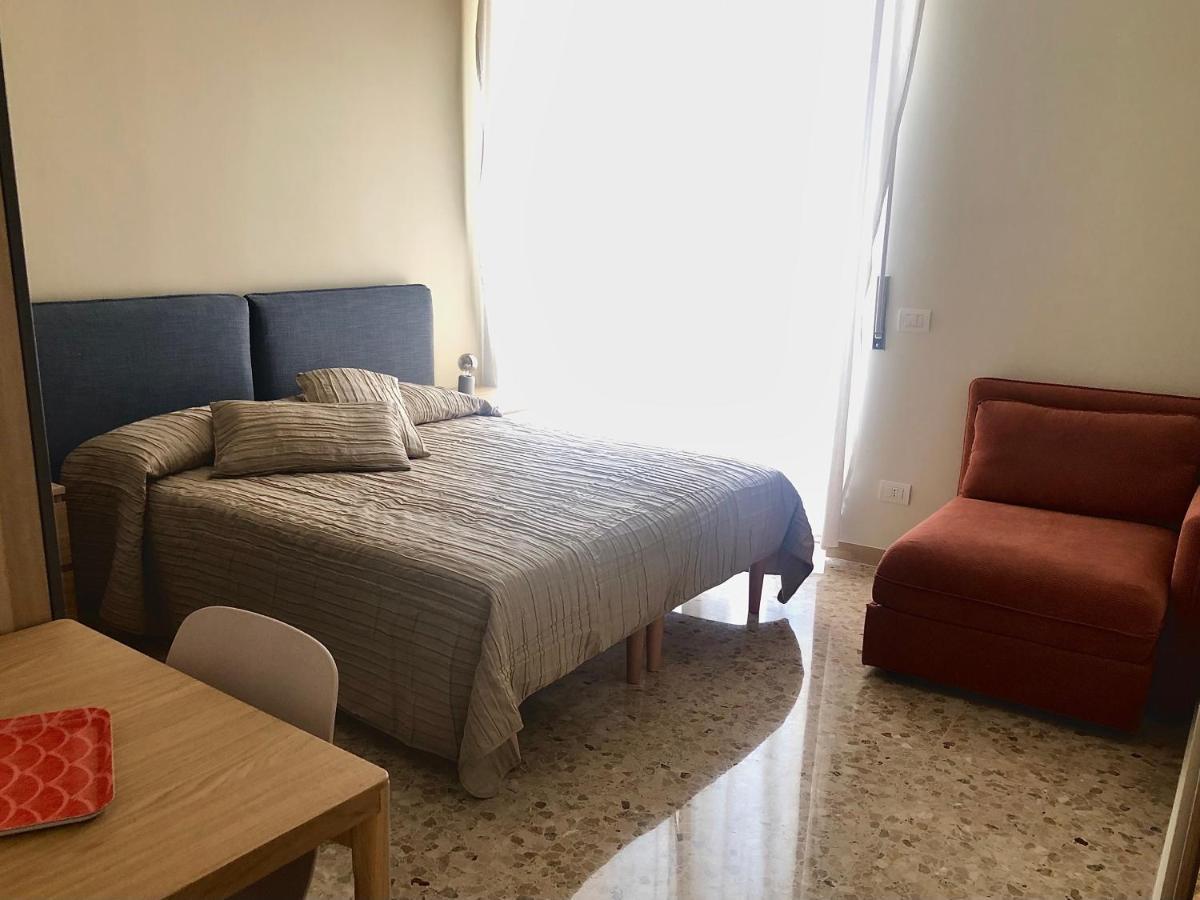 Attico Spazio Alla Luce Verona Bagian luar foto